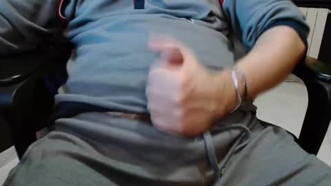 Snapshot of cafetabac chatting on January 29, 2025, 9:39 pm cafetabac online show from January 29, 2025, 9:39 pm