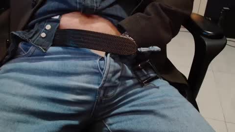 Snapshot of cafetabac chatting on February 20, 2025, 8:14 pm cafetabac online show from February 20, 2025, 8:14 pm