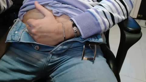 Snapshot of cafetabac chatting on February 24, 2025, 4:58 pm cafetabac online show from February 24, 2025, 4:58 pm