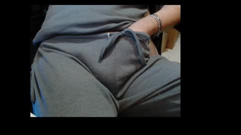 Snapshot of cafetabac chatting on March 12, 2025, 8:31 pm cafetabac online show from March 12, 2025, 8:31 pm