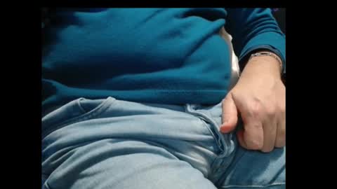 Snapshot of cafetabac chatting on December 15, 2025, 2:10 pm cafetabac online show from December 15, 2025, 2:10 pm