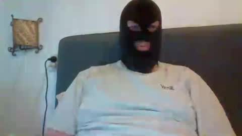 Snapshot of cagegag31 chatting on June 20, 2026, 11:24 am cagegag31 online show from June 20, 2026, 11:24 am