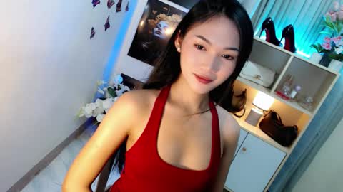 Snapshot of caitlin_x chatting on December 21, 2025, 7:21 pm caitlin online show from December 21, 2025, 7:21 pm