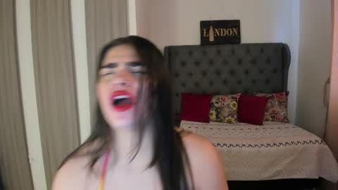 Snapshot of caitlingomez0 chatting on March 27, 2026, 2:06 pm caitlingomez0 online show from March 27, 2026, 2:06 pm