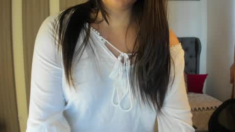 Snapshot of caitlingomez0 chatting on April 9, 2026, 12:43 pm caitlingomez0 online show from April 9, 2026, 12:43 pm