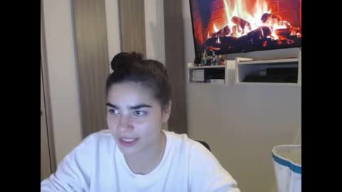Snapshot of caitlingomez0 chatting on May 4, 2026, 11:28 am caitlingomez0 online show from May 4, 2026, 11:28 am