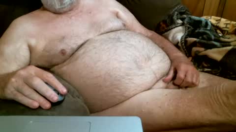 Snapshot of cajungrey75 chatting on June 27, 2026, 1:39 pm cajungrey online show from June 27, 2026, 1:39 pm