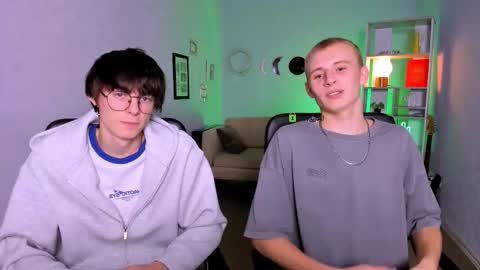 Snapshot of caleb_lichi chatting on December 3, 2025, 6:54 am aleb online show from December 3, 2025, 6:54 am