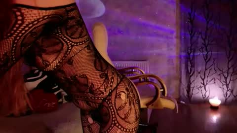 Snapshot of caliente_emperatriz chatting on May 12, 2026, 9:56 pm EMPERATRIZ online show from May 12, 2026, 9:56 pm