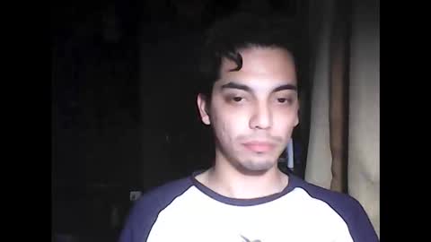 Snapshot of caligula_99 chatting on October 19, 2025, 10:05 am Calgula online show from October 19, 2025, 10:05 am