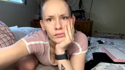 Snapshot of caliibaddie chatting on February 23, 2025, 4:57 pm caliibaddie online show from February 23, 2025, 4:57 pm