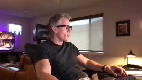 Snapshot of calirsedmo chatting on December 14, 2025, 7:18 pm calirsedmo online show from December 14, 2025, 7:18 pm