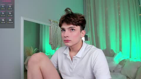 Call me Leo online show from December 4, 2024, 3:54 pm