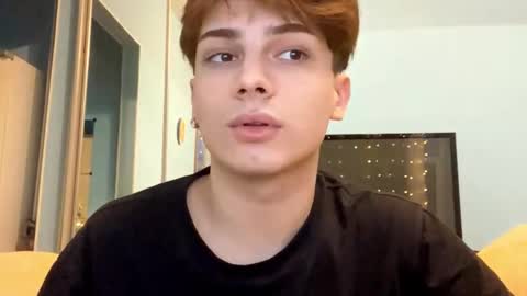 Call me Leo online show from January 1, 2025, 1:37 pm
