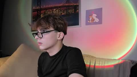 Call me Leo online show from February 6, 2025, 12:00 am