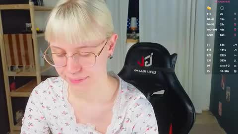 Snapshot of call_me_heaven chatting on February 12, 2026, 6:52 am Good girl Ann online show from February 12, 2026, 6:52 am