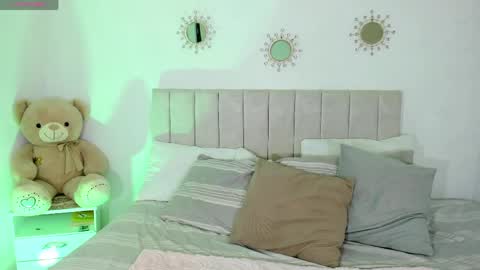 Snapshot of call_me_nora chatting on April 26, 2026, 6:00 am NORA online show from April 26, 2026, 6:00 am