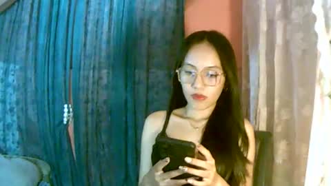Snapshot of calla_freya chatting on December 19, 2025, 7:15 am Freya online show from December 19, 2025, 7:15 am