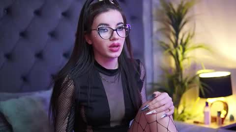  Callie  online show from March 4, 2026, 12:16 am