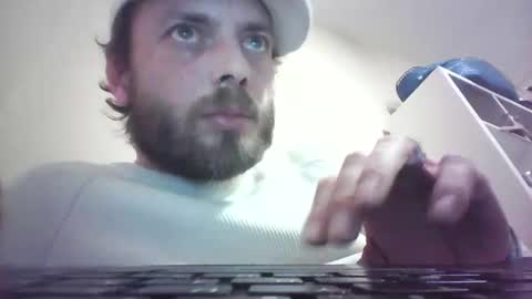 Snapshot of callme_arno chatting on March 11, 2026, 2:17 am Callme arno online show from March 11, 2026, 2:17 am
