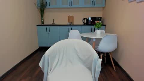 Im Margo where is my Joker  online show from November 21, 2025, 1:10 pm