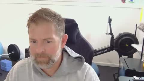 Snapshot of callmenny chatting on December 3, 2025, 4:49 pm Nny online show from December 3, 2025, 4:49 pm