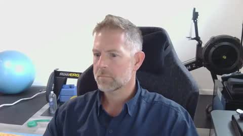 Snapshot of callmenny chatting on December 16, 2025, 4:23 pm Nny online show from December 16, 2025, 4:23 pm