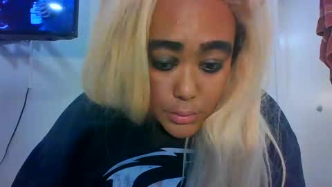 camzxoxox online show from December 1, 2024, 11:04 pm