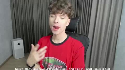 Hey I am Calvin  online show from November 22, 2025, 2:16 pm