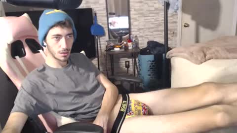 calvin_tanner online show from December 18, 2024, 12:43 am