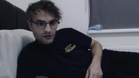 Snapshot of calvinjohnlad chatting on December 15, 2024, 8:36 pm Calvinjohnlad online show from December 15, 2024, 8:36 pm