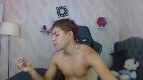 cam_sexyboy online show from September 21, 2025, 1:07 am