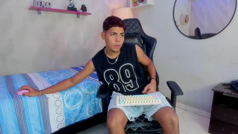 Snapshot of cam_xman chatting on January 7, 2026, 11:51 pm cam_xman online show from January 7, 2026, 11:51 pm