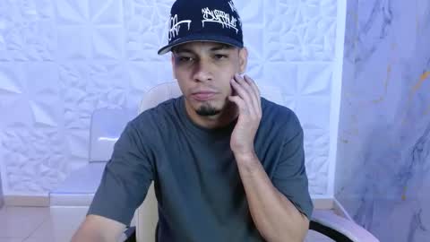 Snapshot of cam_xman chatting on April 11, 2026, 12:53 pm cam_xman online show from April 11, 2026, 12:53 pm