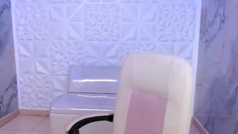 Snapshot of cam_xman chatting on June 5, 2026, 12:55 pm cam_xman online show from June 5, 2026, 12:55 pm