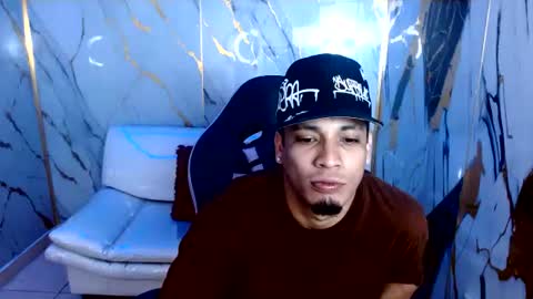 Snapshot of cam_xman chatting on June 15, 2026, 12:18 pm cam_xman online show from June 15, 2026, 12:18 pm