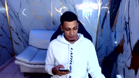 Snapshot of cam_xman chatting on July 1, 2026, 12:07 pm cam_xman online show from July 1, 2026, 12:07 pm