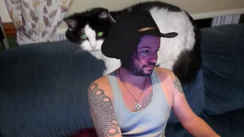 Snapshot of camarant chatting on November 18, 2025, 9:14 am camarant online show from November 18, 2025, 9:14 am