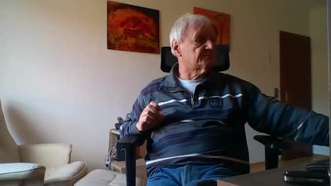 Snapshot of camcologne chatting on February 25, 2026, 9:19 am camcologne online show from February 25, 2026, 9:19 am