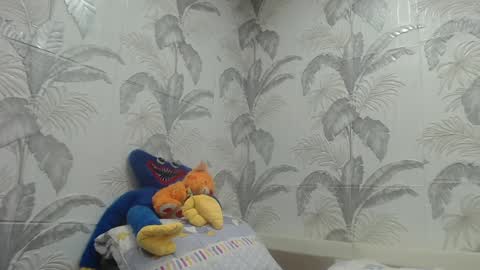 CamDiva1 online show from December 26, 2024, 12:05 pm