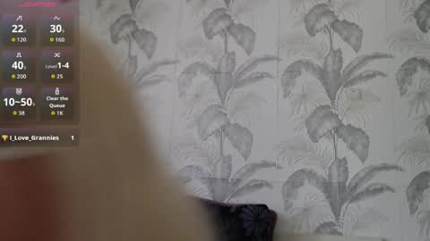 CamDiva1 online show from May 22, 2026, 10:54 am