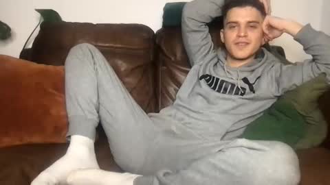 Snapshot of camdoattitude chatting on January 14, 2026, 9:52 pm CamDoAttitude online show from January 14, 2026, 9:52 pm