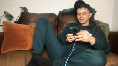 Snapshot of camdoattitude chatting on February 7, 2026, 10:35 pm CamDoAttitude online show from February 7, 2026, 10:35 pm