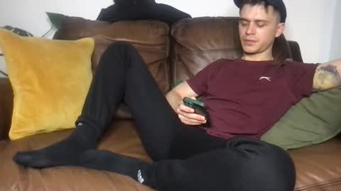 Snapshot of camdoattitude chatting on April 3, 2026, 9:35 pm CamDoAttitude online show from April 3, 2026, 9:35 pm