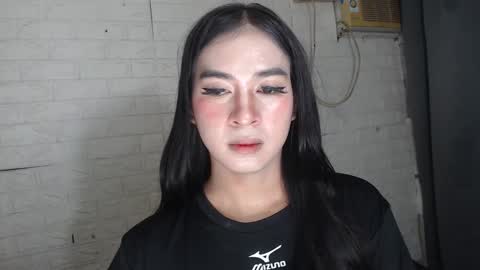 camela_star online show from January 8, 2025, 5:16 am