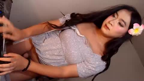 Snapshot of camela_star chatting on June 21, 2026, 1:35 pm camela_star online show from June 21, 2026, 1:35 pm