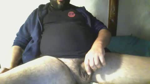 Snapshot of camera008 chatting on December 8, 2024, 3:21 am camera008 online show from December 8, 2024, 3:21 am