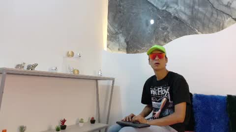 cameronsilverman online show from June 20, 2026, 7:27 pm