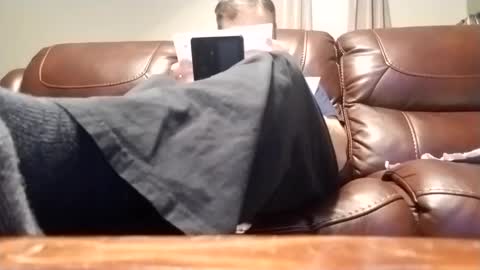 Snapshot of camguy2425 chatting on October 7, 2025, 2:09 am CamGuy online show from October 7, 2025, 2:09 am