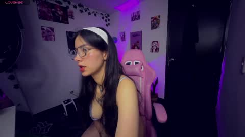 Snapshot of cami_mila99 chatting on May 17, 2026, 7:28 am CAMI online show from May 17, 2026, 7:28 am